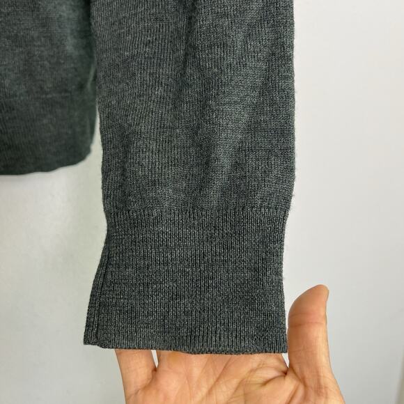 Saks Fifth Avenue Men's Extra Fine Merino Wool Green V Neck Sweater Sz XL Basic - Picture 3 of 13